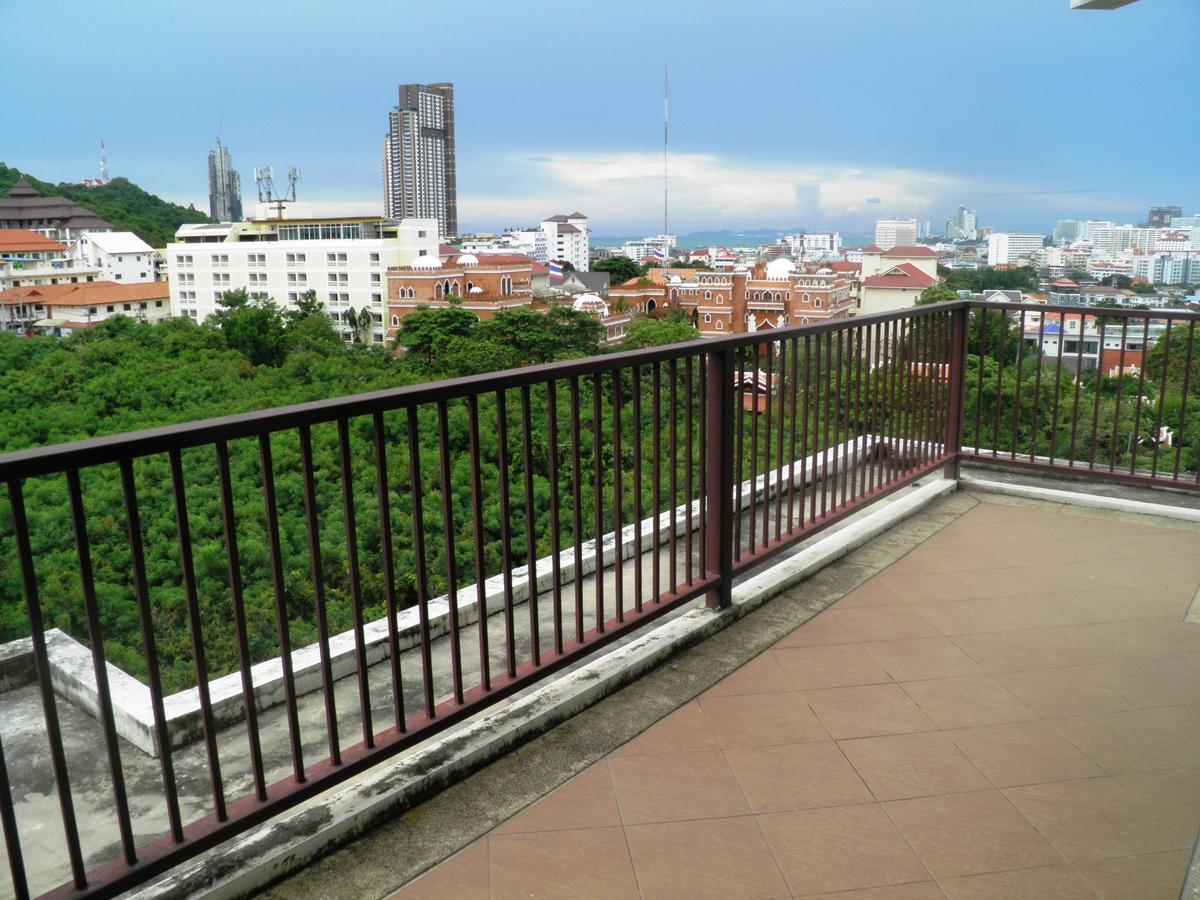 Diamond Suite Pattaya Exterior photo