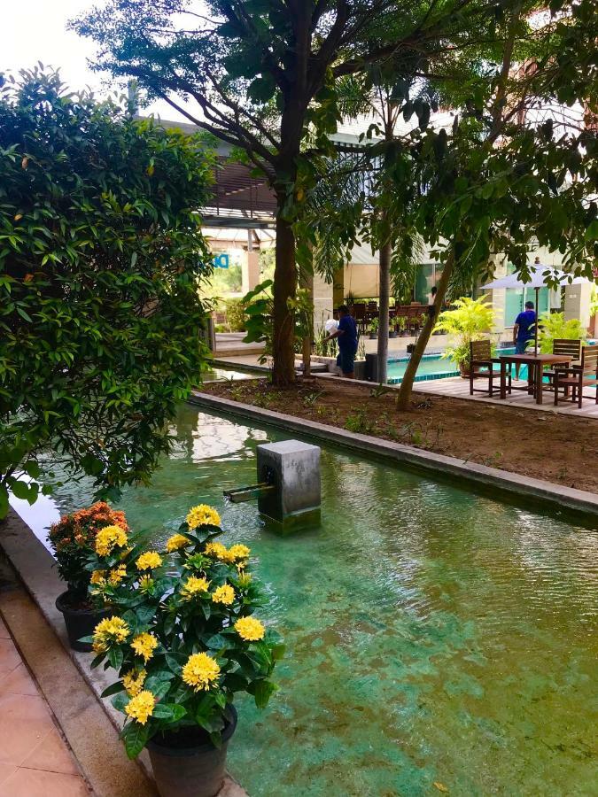 Diamond Suite Pattaya Exterior photo